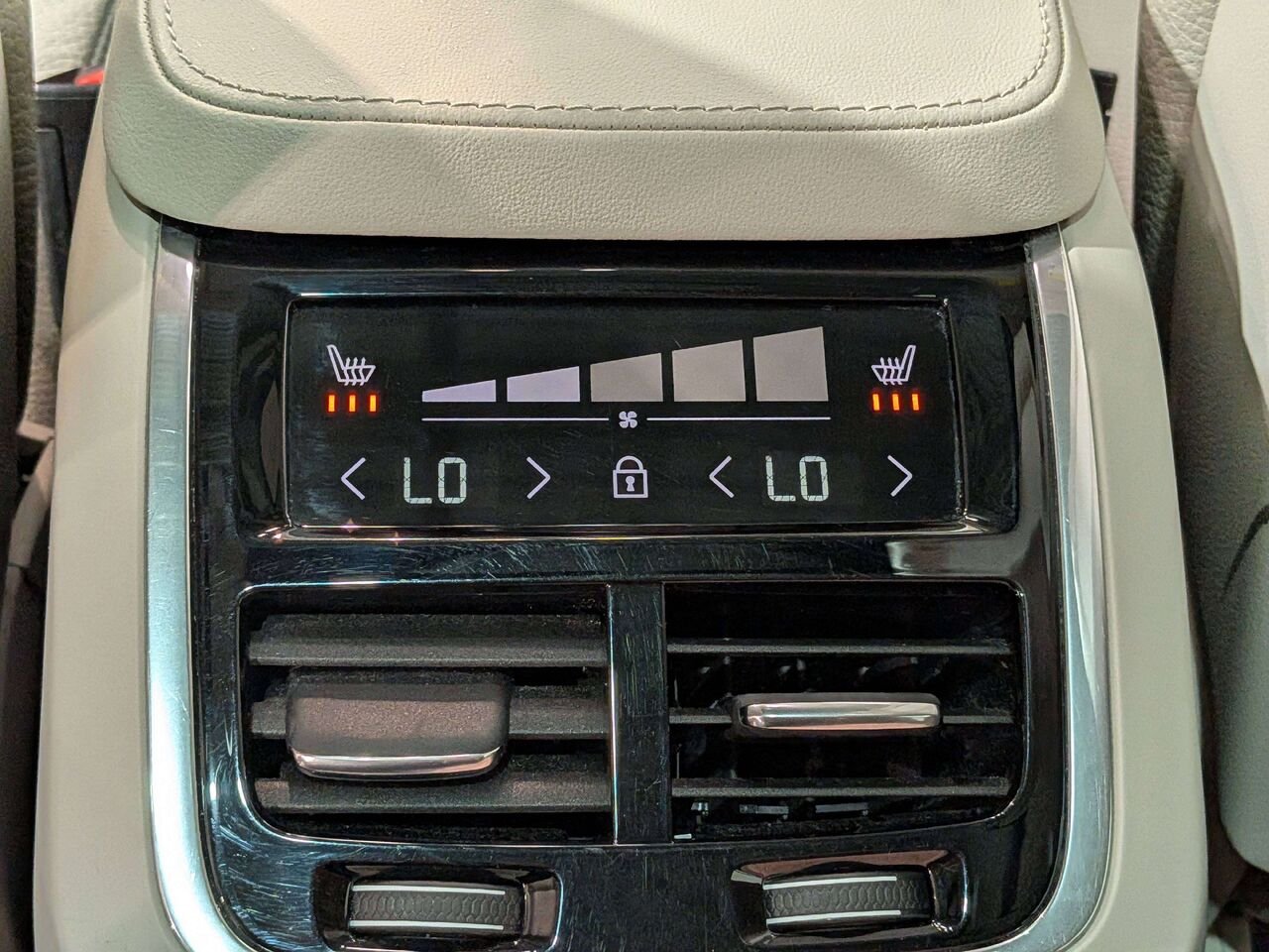 Volvo XC90 Recharge 2023 Bleu Val-David - photo #14