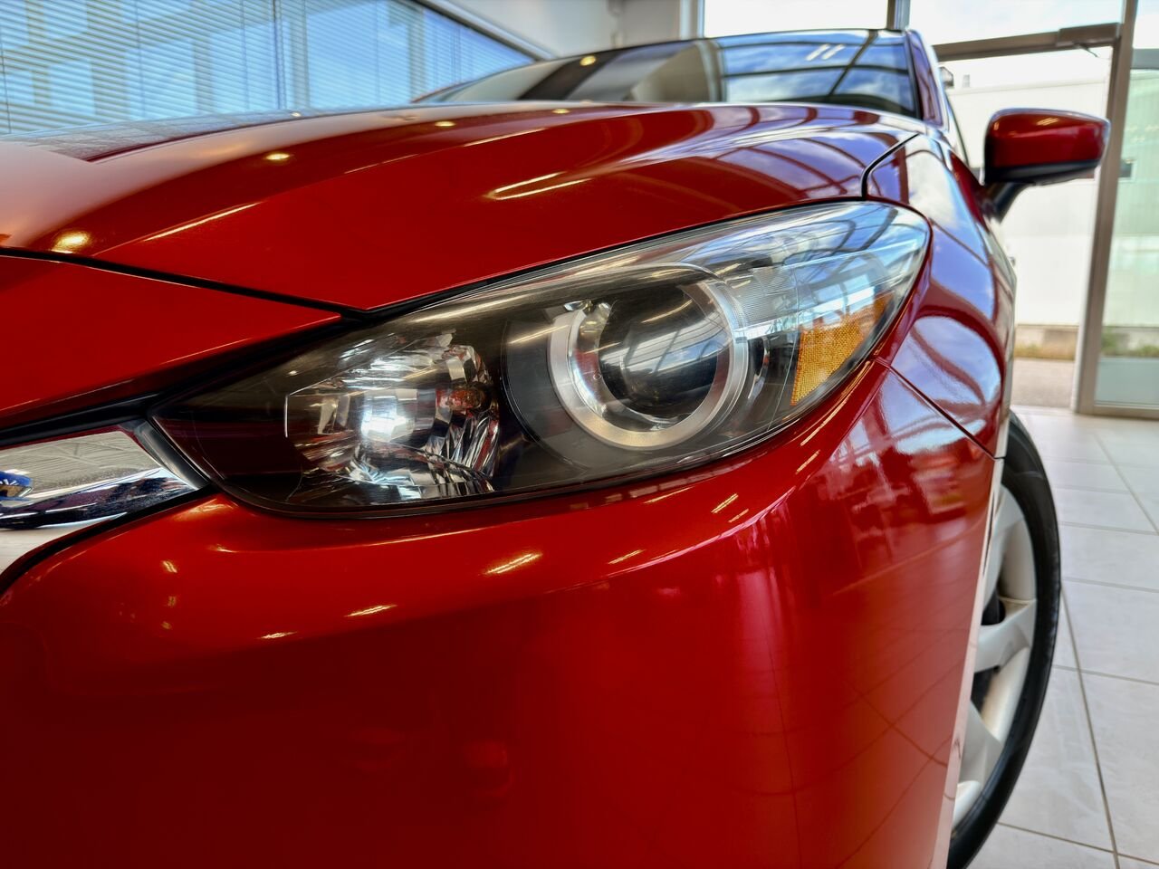 2018 Mazda Mazda3 Red Notre-Dame-des-Prairies - photo #2