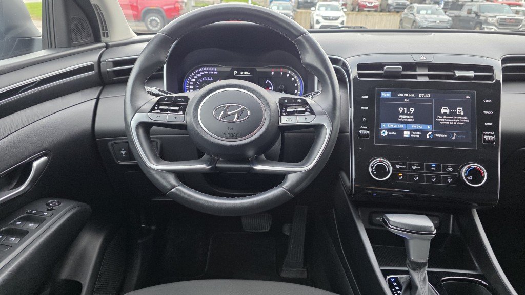 2023 Hyundai TUCSON Preferred FWD Black Mont-Laurier - photo #17