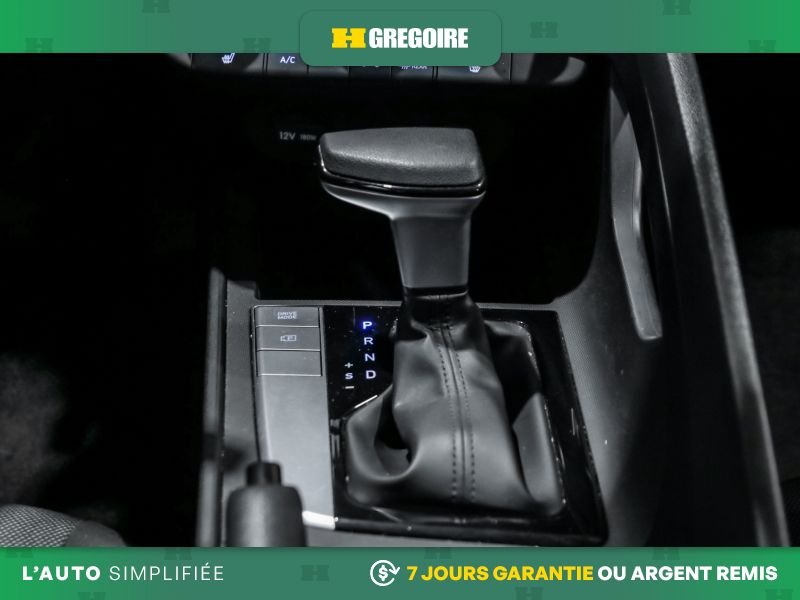 2022 Hyundai Elantra Red Saint-Eustache - photo #20