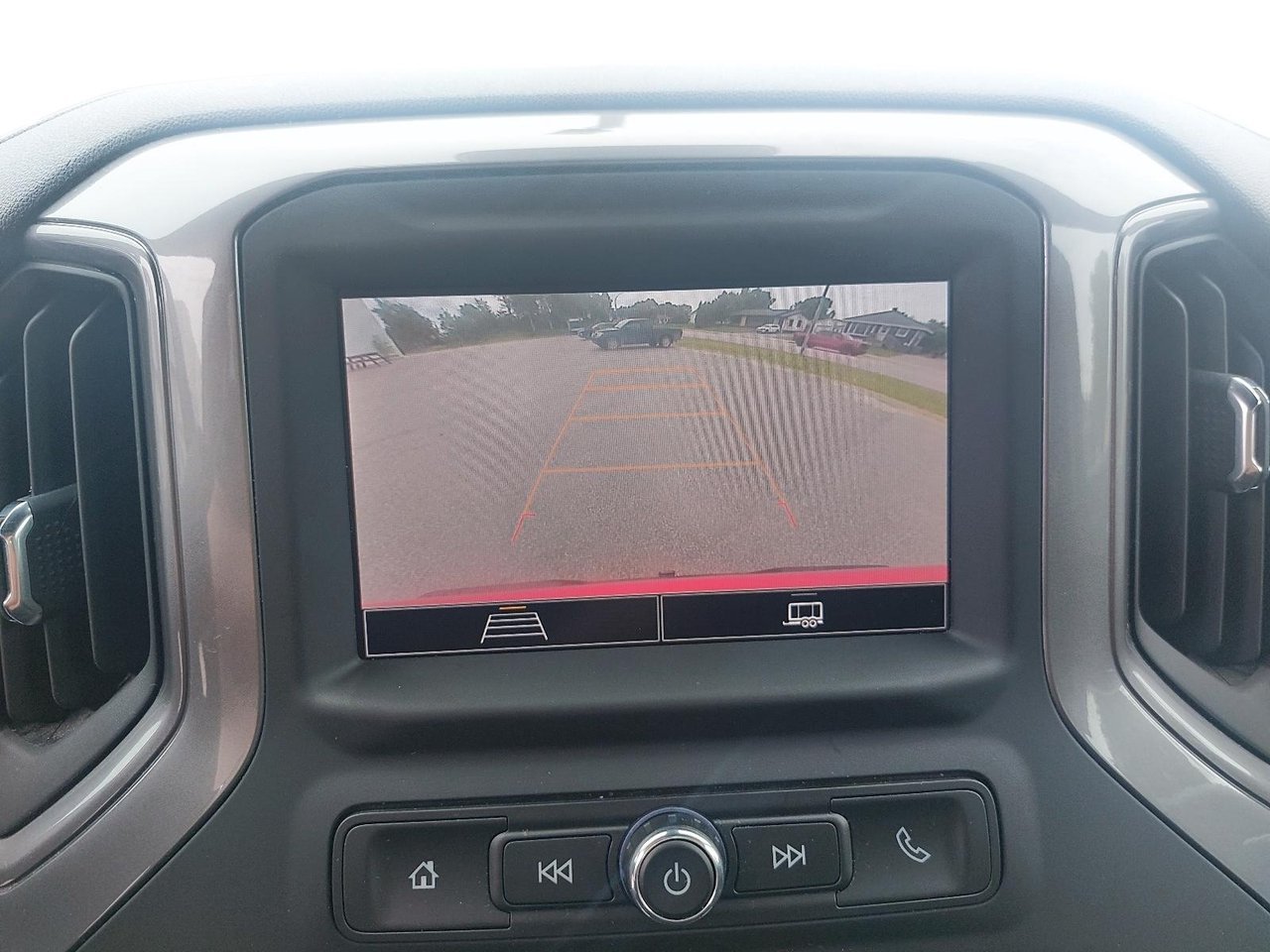Chevrolet Silverado 1500 Custom Trail Boss 2022 Rouge Baie-Comeau - photo #16