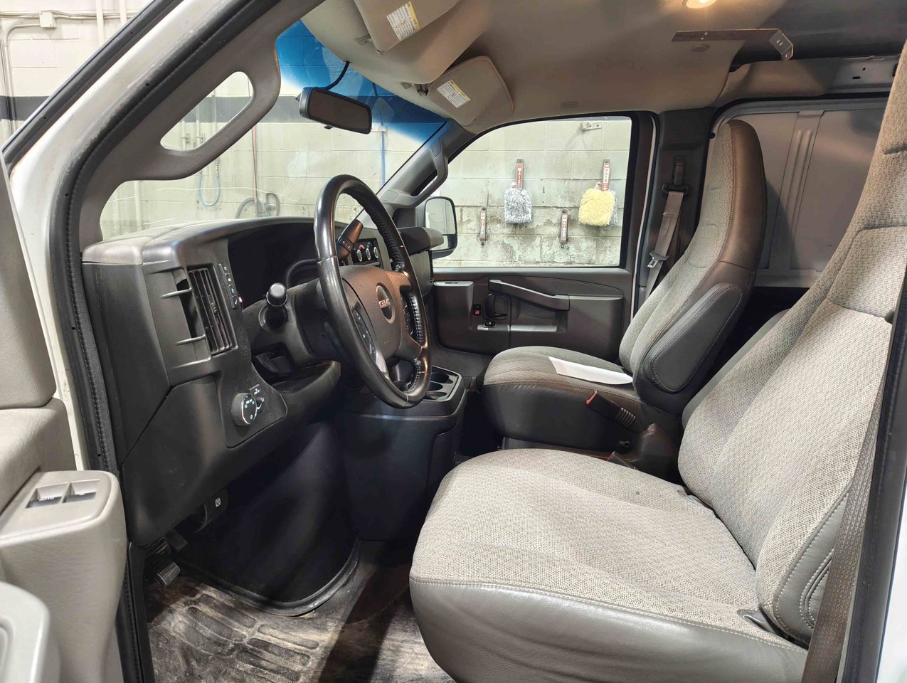2021 GMC Savana Cargo Van RWD 2500 155 White Sherwood Park - photo #7