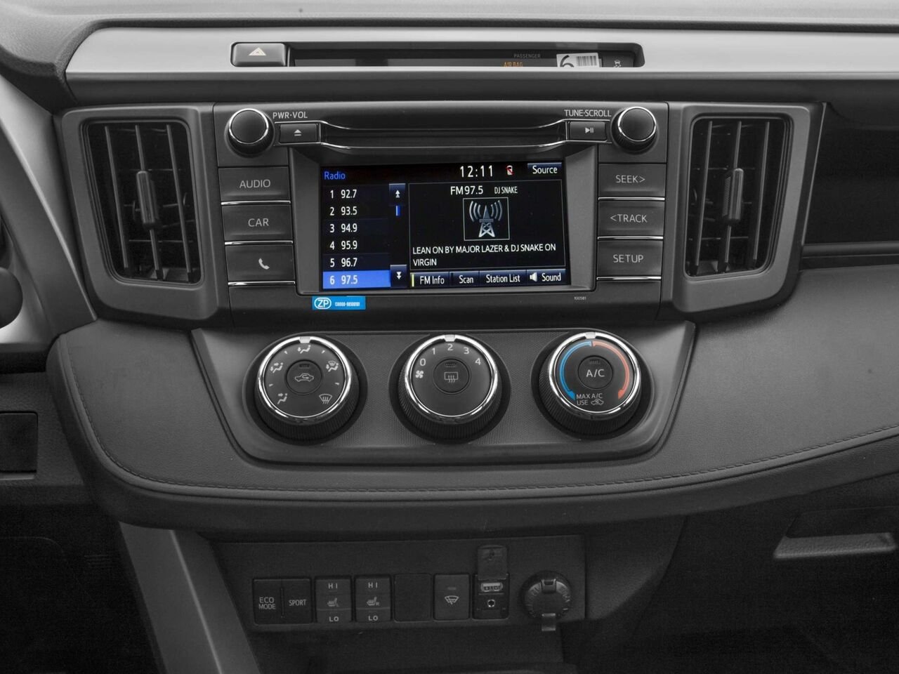 Toyota RAV4 LE 2017 Gris Gatineau - photo #5