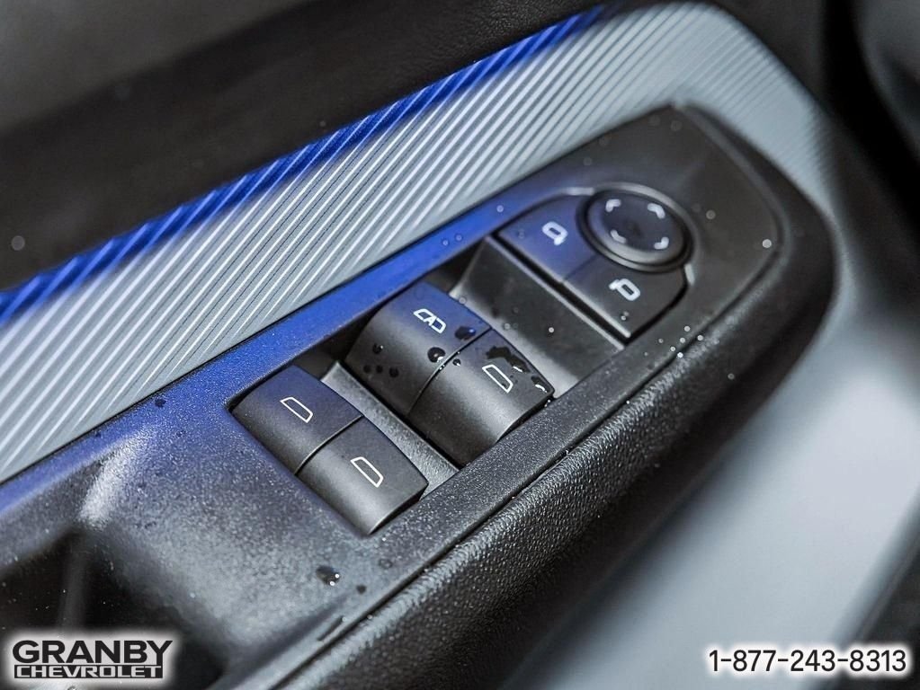 Chevrolet Bolt RS 4 portes TA | E27-0156 2027 GRIS STERLING METALLISE Granby - photo #18