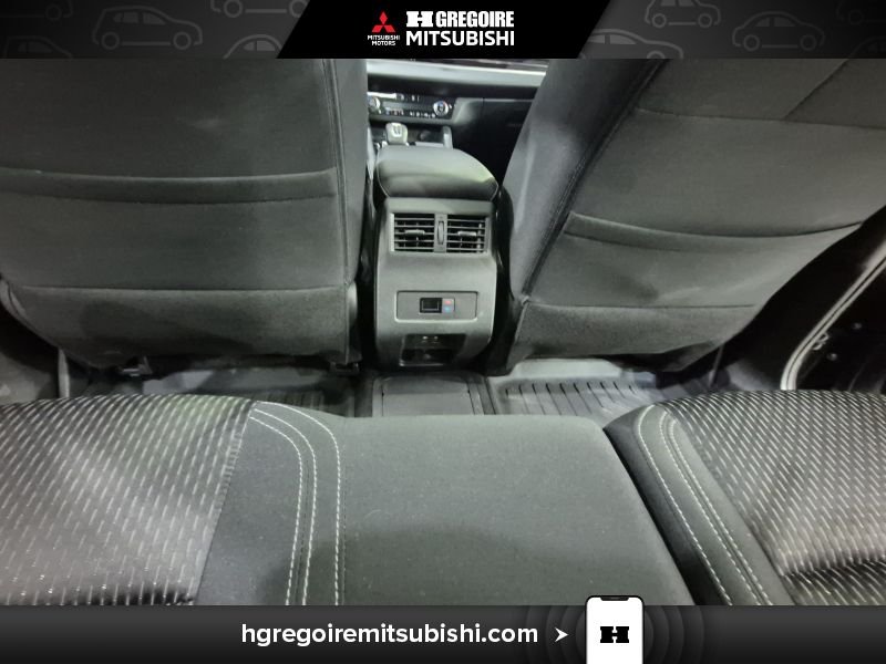 2025 Mitsubishi Outlander Plug-In Hybrid Grey Blainville - photo #28