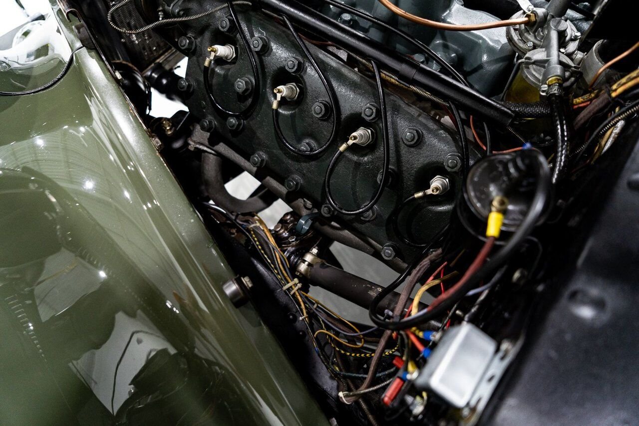 Ford Model 48 Phaeton PRIX EN USD | Beautifully presented in original condition 1936 Vert Montréal - photo #89