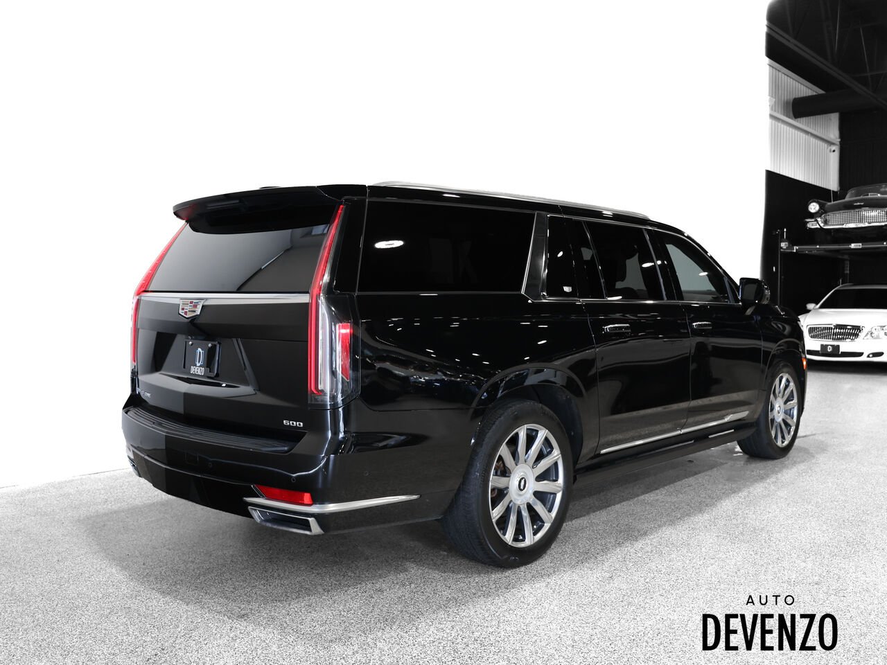 Cadillac Escalade ESV 2023 Noir Saint-Eustache - photo #5
