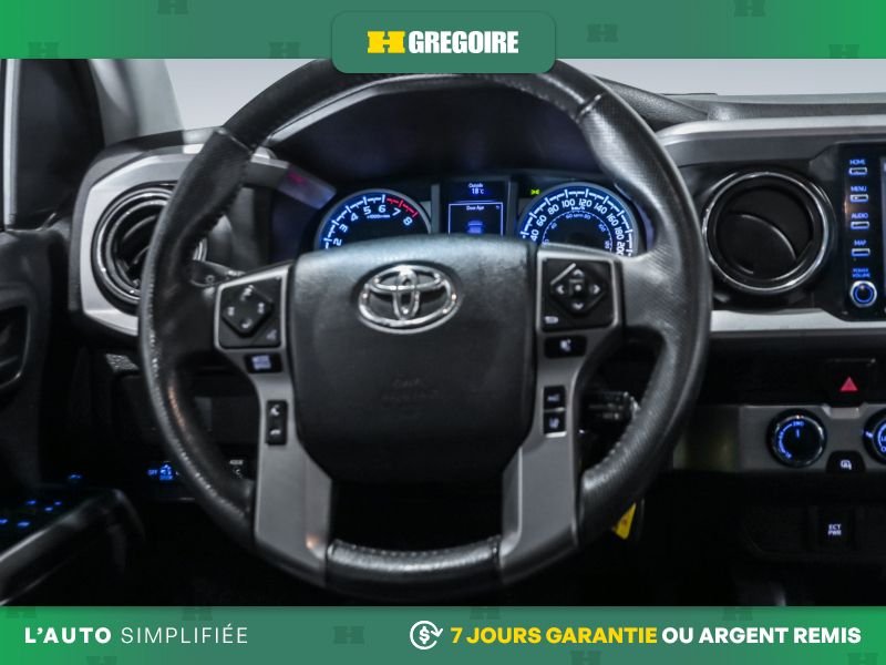 2020 Toyota Tacoma White Saint-Eustache - photo #18