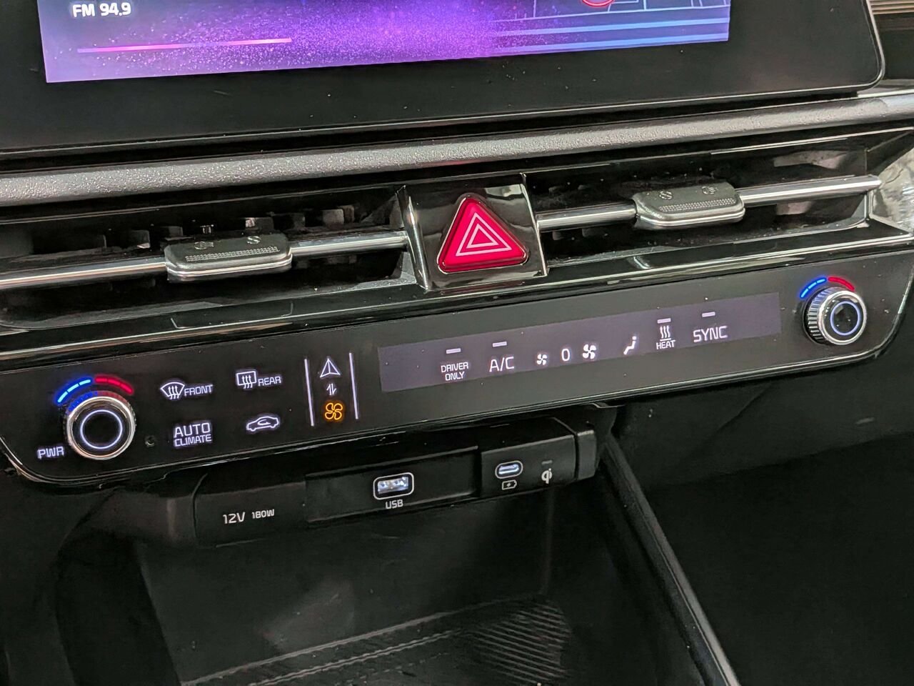 Kia Niro EV 2025 Noir Val-David - photo #28