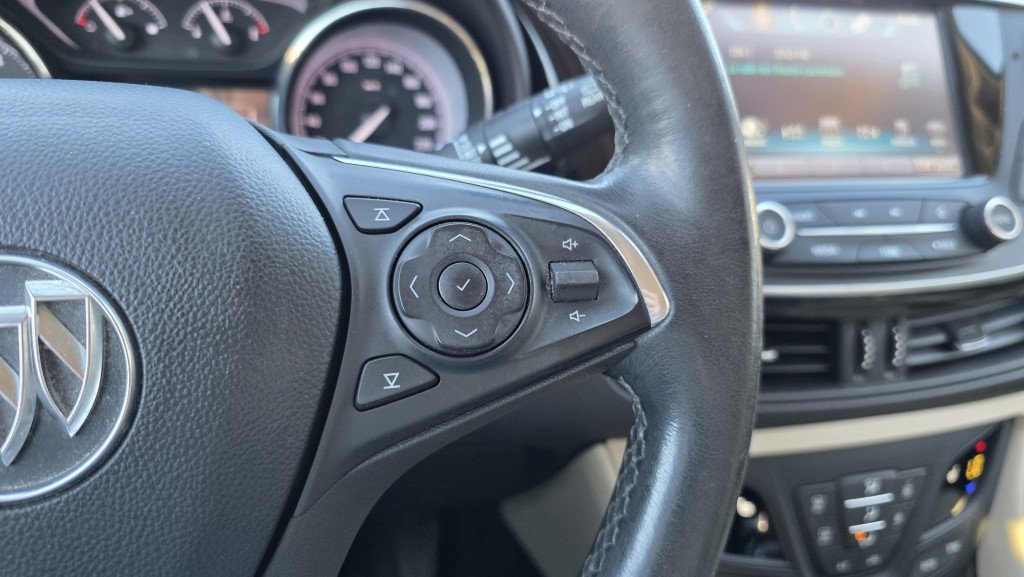 BUICK ENVISION Preferred AWD 2020 Blanc Mont-Laurier - photo #26
