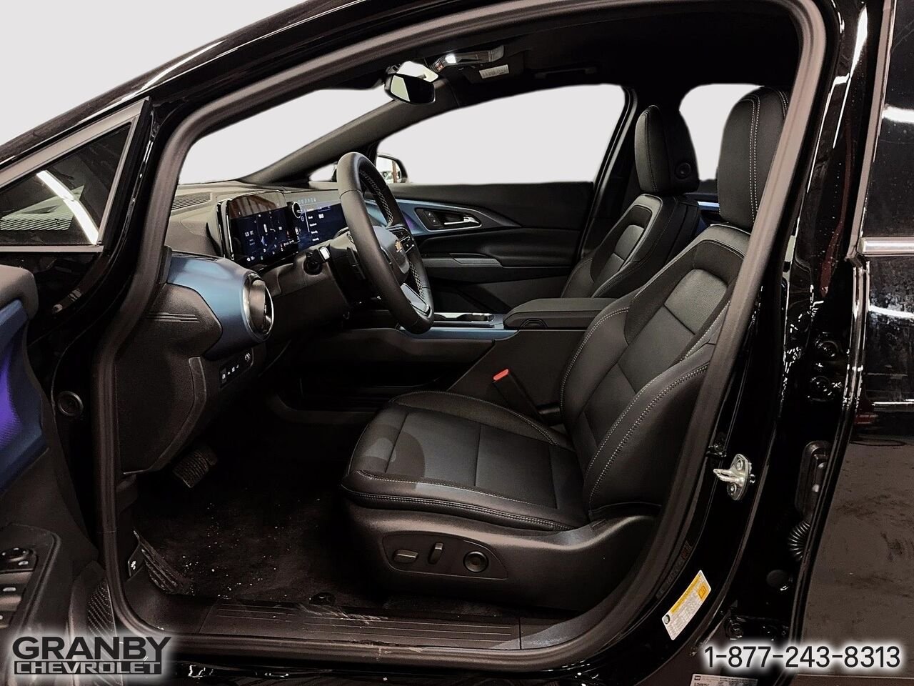 CHEVROLET CHEVROLET EQUINOX EV EQUINOX EV LT1 eAWD W/PCY (2LT) | 2027 NOIR Granby - photo #10