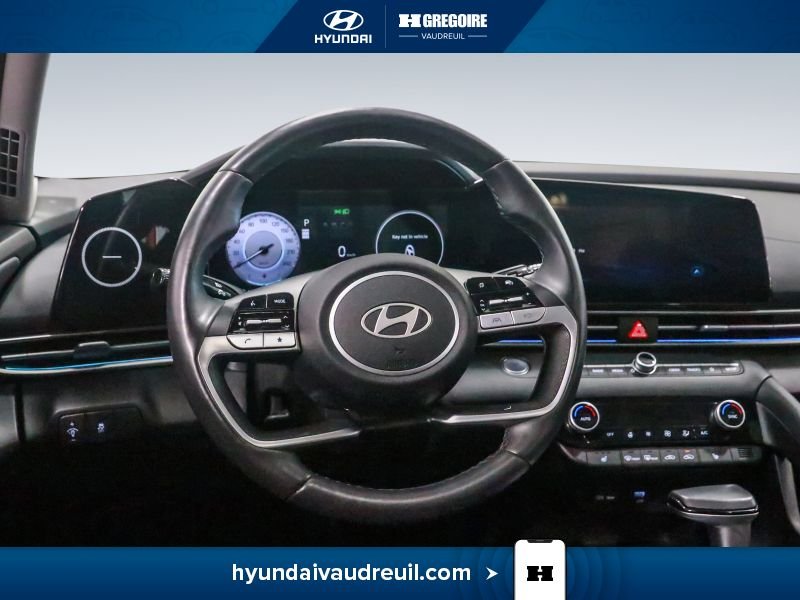 Hyundai Elantra 2025 Blanc Laval - photo #20