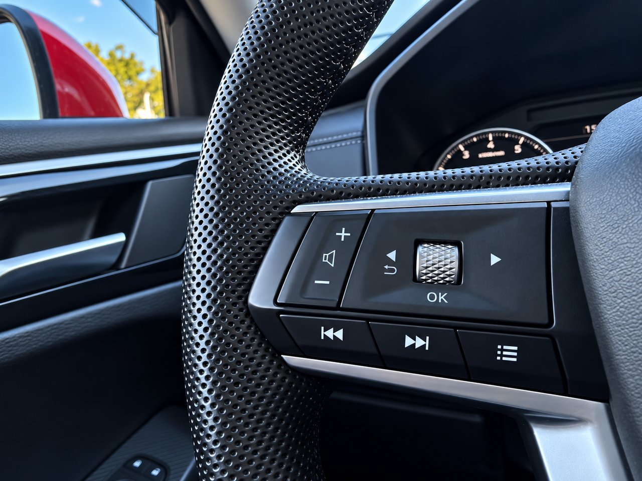 2023 Mitsubishi Outlander SE S-AWC Red Châteauguay - photo #16