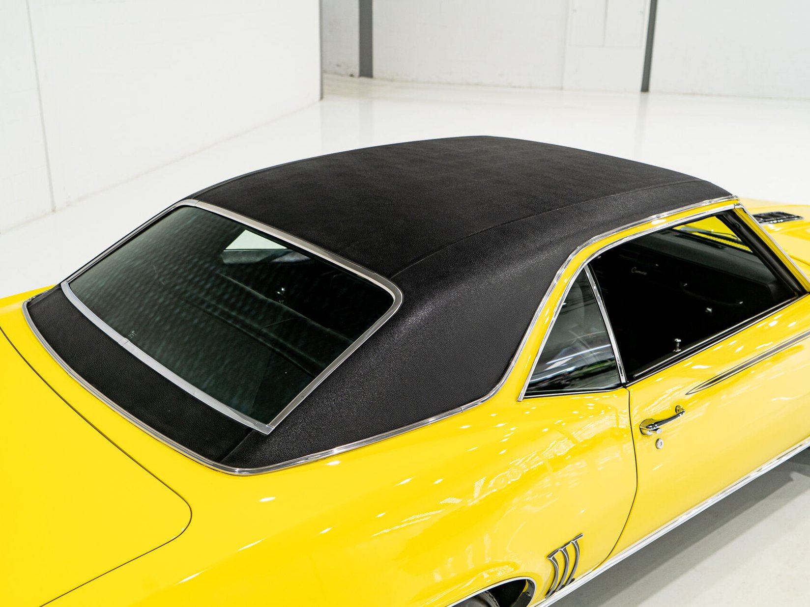 Chevrolet Camaro SS **PRIX EN USD** With factory A/C 1969 Jaune Montréal - photo #33