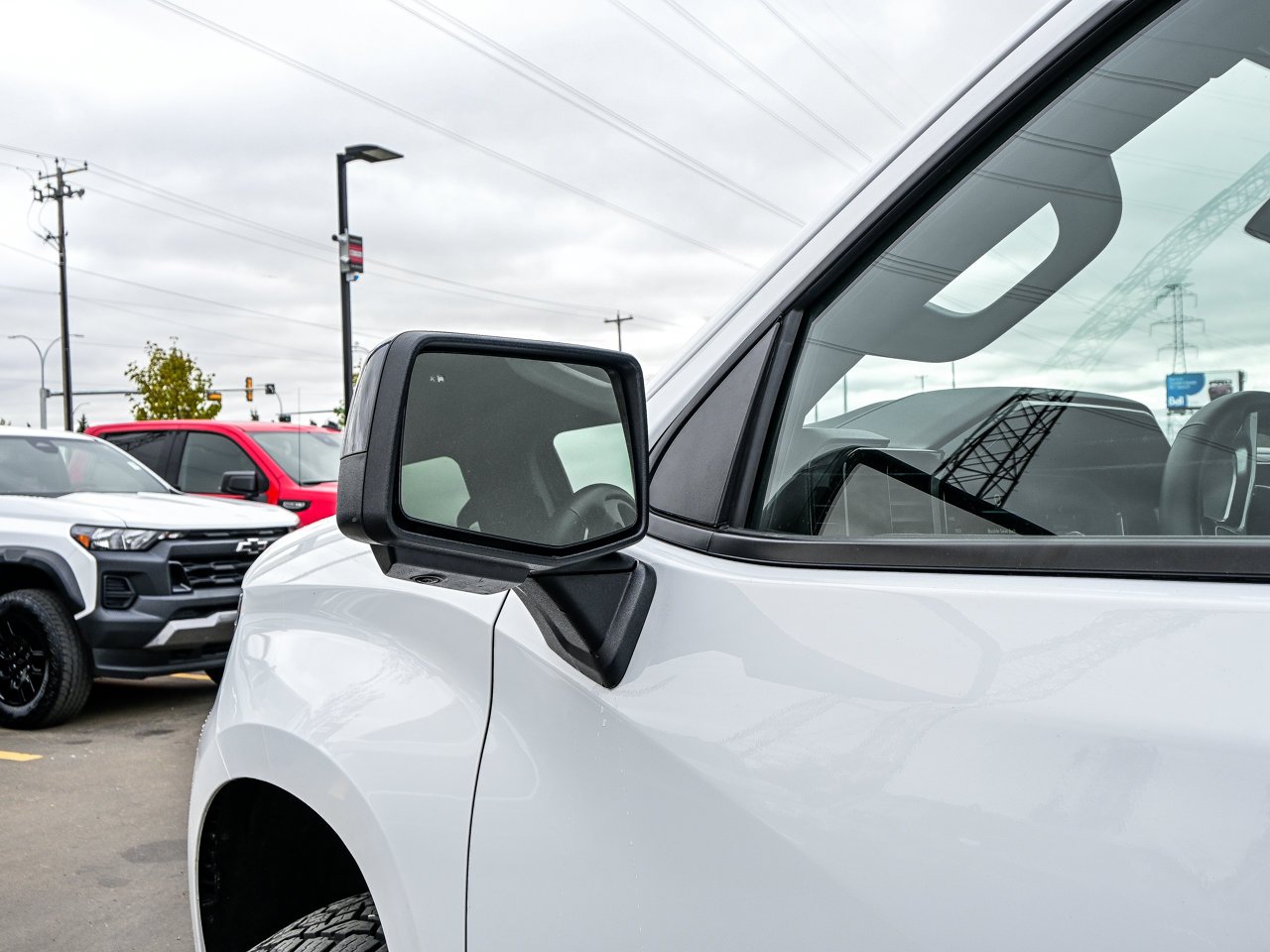 2026 Chevrolet Silverado 1500 4WD Crew Cab 147 RST White Sherwood Park - photo #6