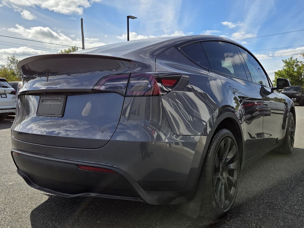 Tesla Model Y 2023 Gris Granby - photo #6
