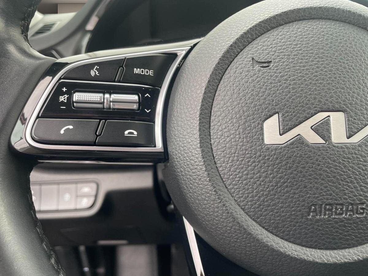2023 Kia Seltos Orange  - photo #14