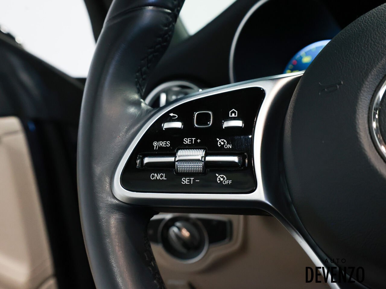 Mercedes-Benz Classe-C 2020 Bleu Saint-Eustache - photo #13