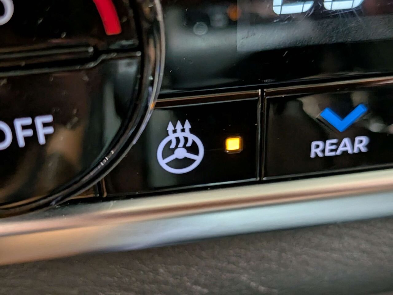 2024 Nissan Rogue AWD Platinum Red Val-David - photo #16