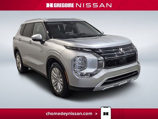 2024 Mitsubishi Outlander LE * AWD * Mag * Caméra * Hybrid * Carplay White