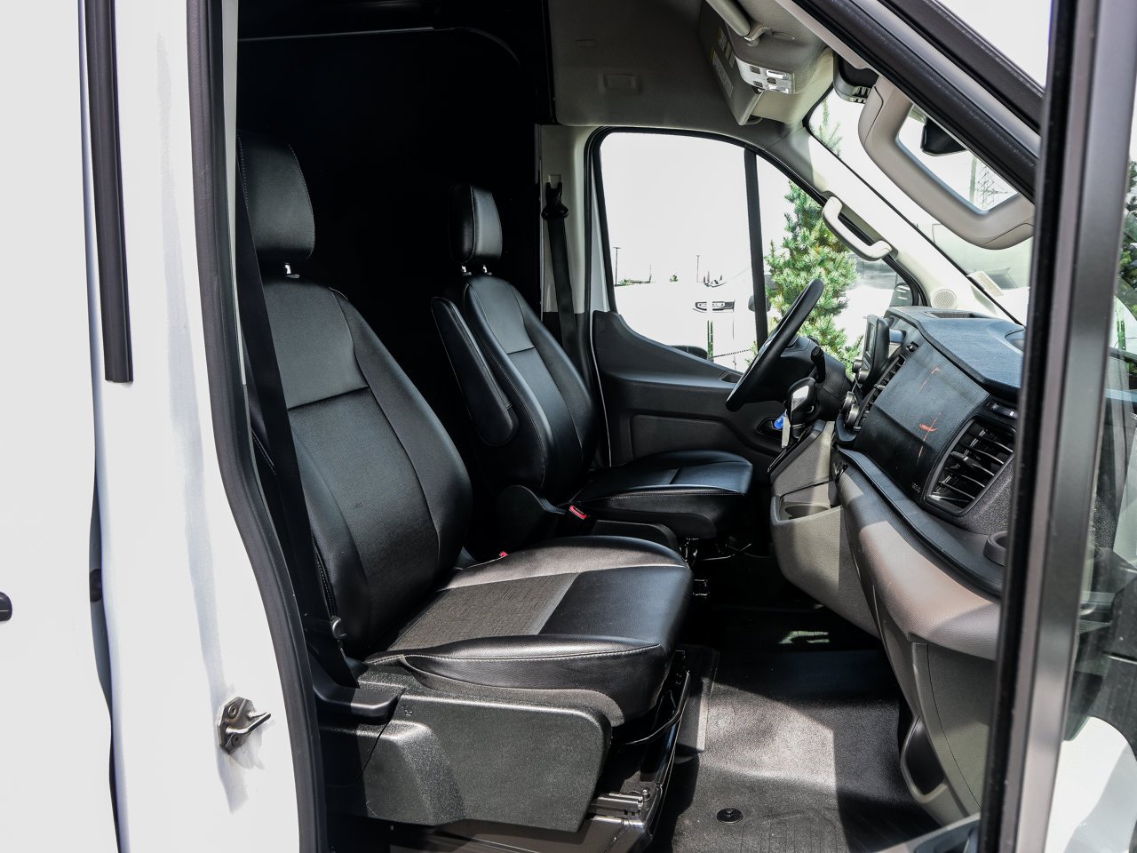 2025 Ford Transit Cargo Van T-250 148 Hi Rf 9070 GVWR AWD White Sherwood Park - photo #30