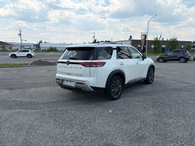 2022 NISSAN PATHFINDER SL 4RM White