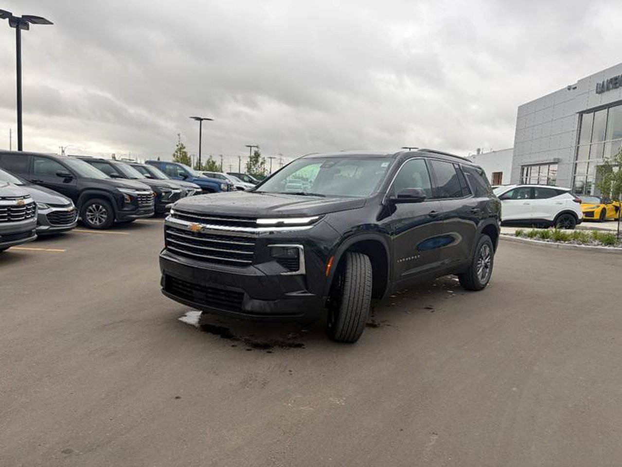 2026 Chevrolet Traverse AWD 4dr LT Black Sherwood Park - photo #2
