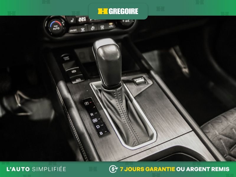 Nissan Kicks 823773 | SV DEM. A DISTANCE SIEGES CHAUFFANTS APPLE CARPLAY 2025 Jaune Laval - photo #25