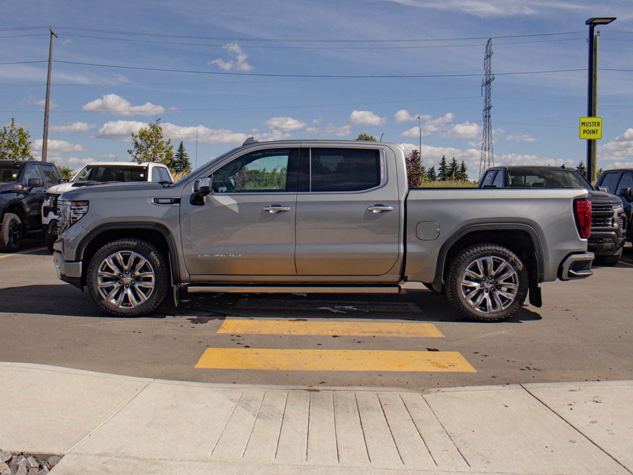 2025 GMC Sierra 1500 4WD Crew Cab 147 Denali Grey Sherwood Park - photo #6