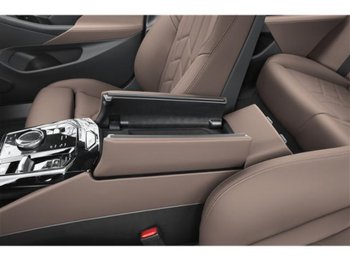 BMW 5 Series 550e xDrive