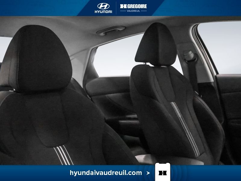Hyundai Elantra 2025 Blanc Laval - photo #30