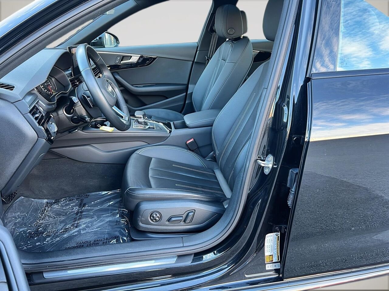 2024 Audi berline A4 Black Québec - photo #8