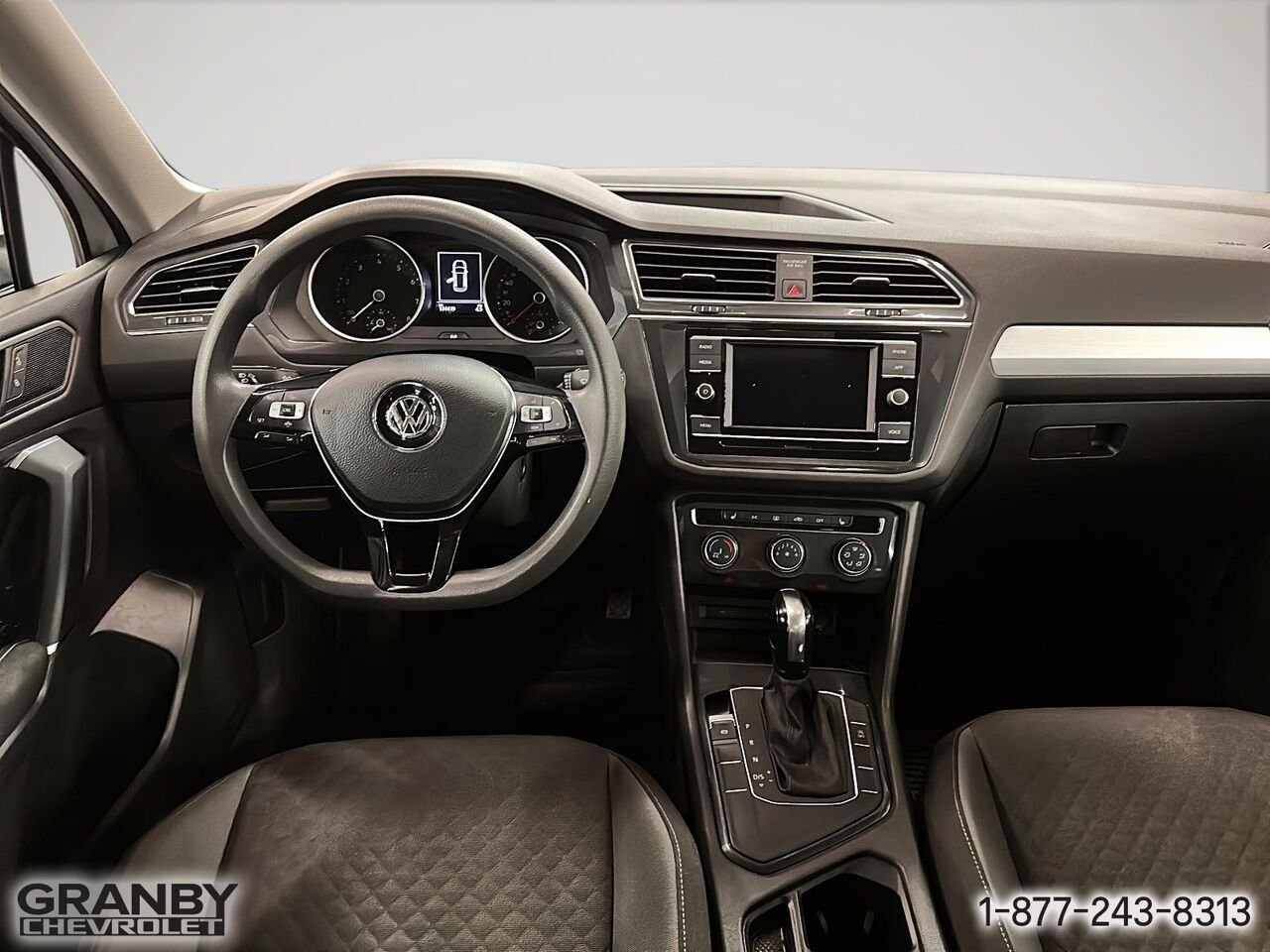 Volkswagen Tiguan Trendline TA | 25-0020A 2020 Blanc Granby - photo #12