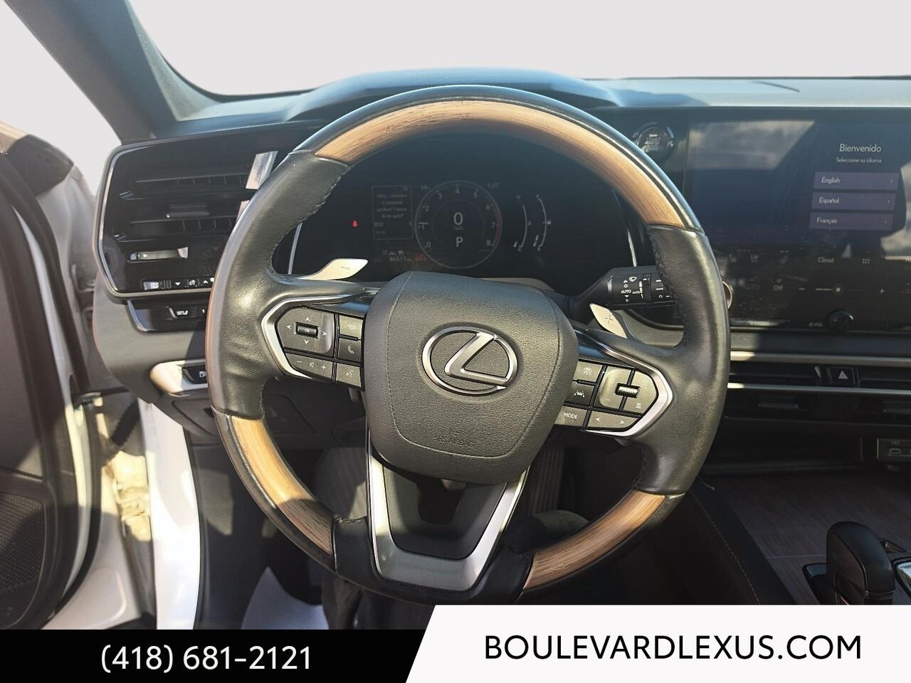 Lexus RX 20093A | RX 350 BA 2023 Blanc Québec - photo #11