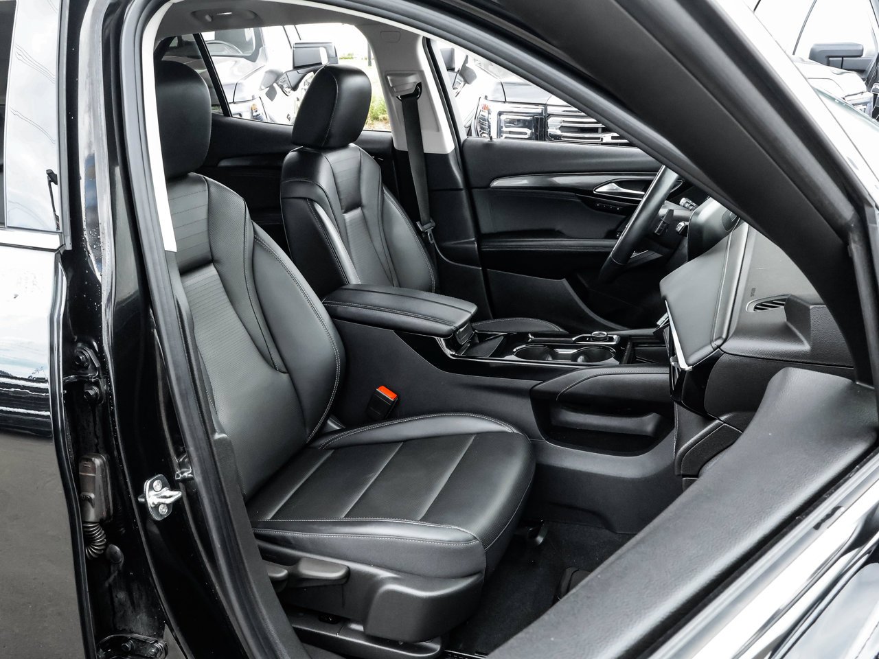 2024 Buick Envision AWD 4dr Preferred Black Sherwood Park - photo #14