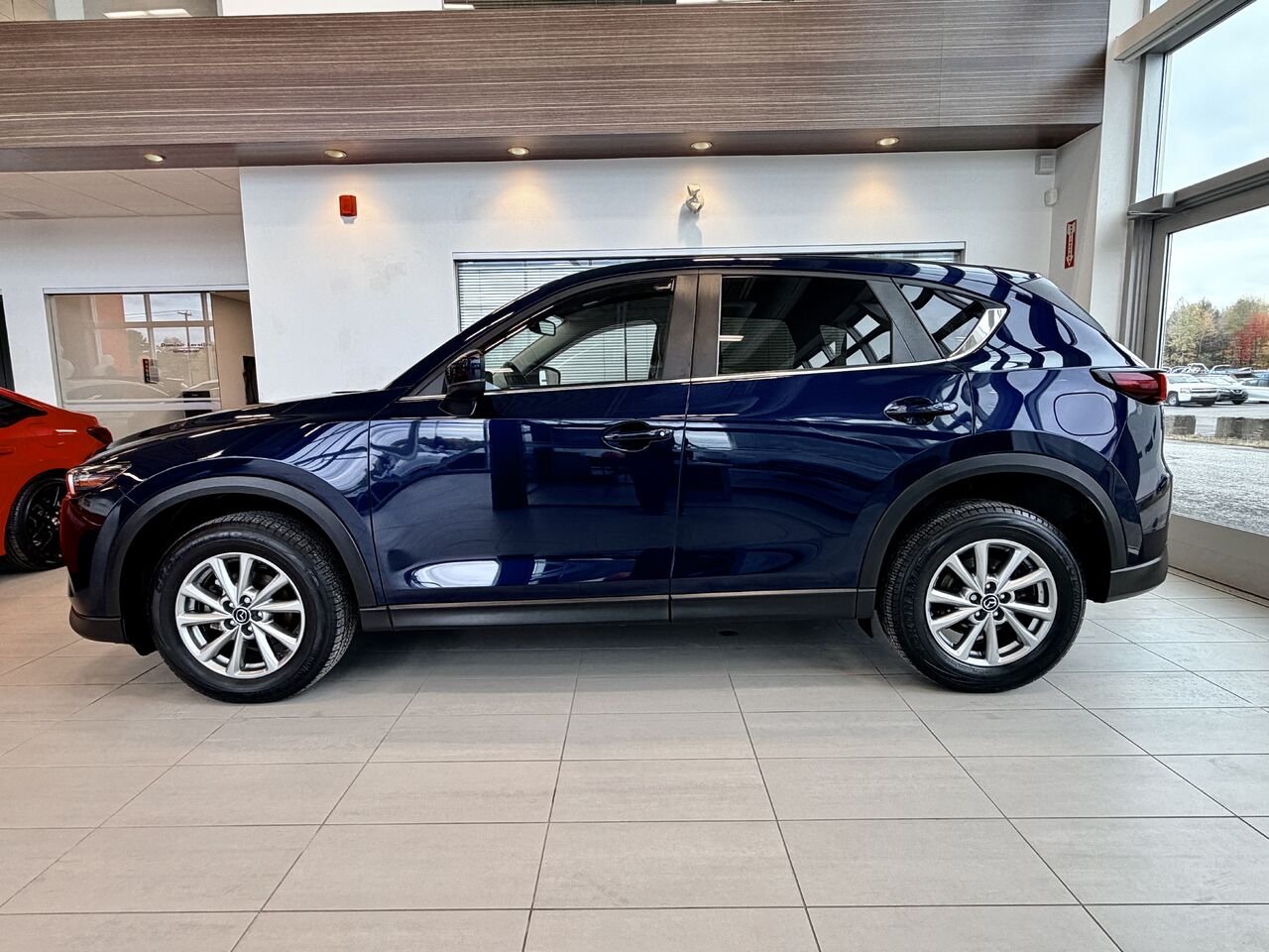 Mazda CX-5 2023 Bleu Notre-Dame-des-Prairies - photo #7