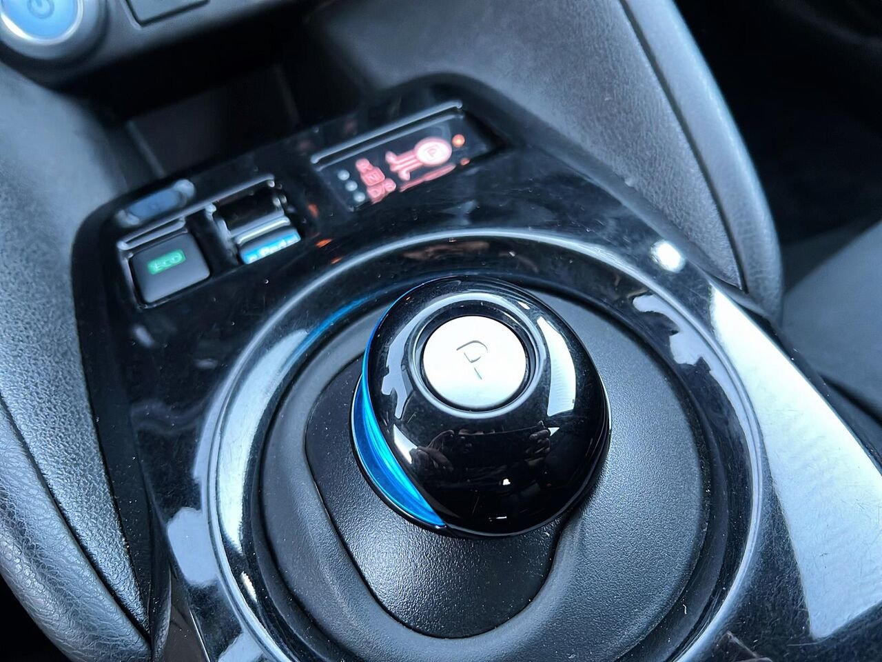 2023 Nissan LEAF SV PLUS Blue Québec - photo #14