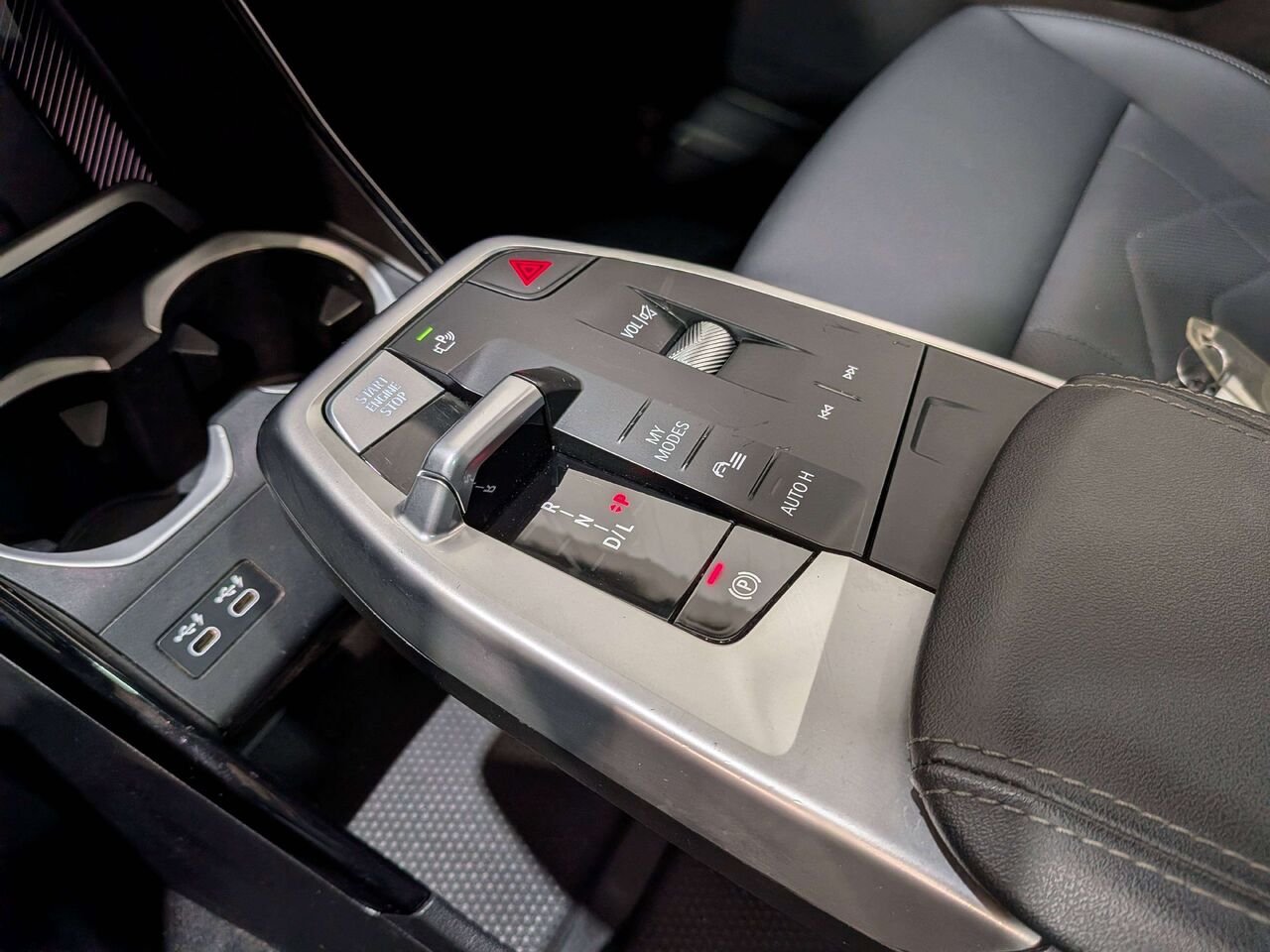 2024 BMW X1 xDrive28i Sports Activity Vehicle Black Val-David - photo #28