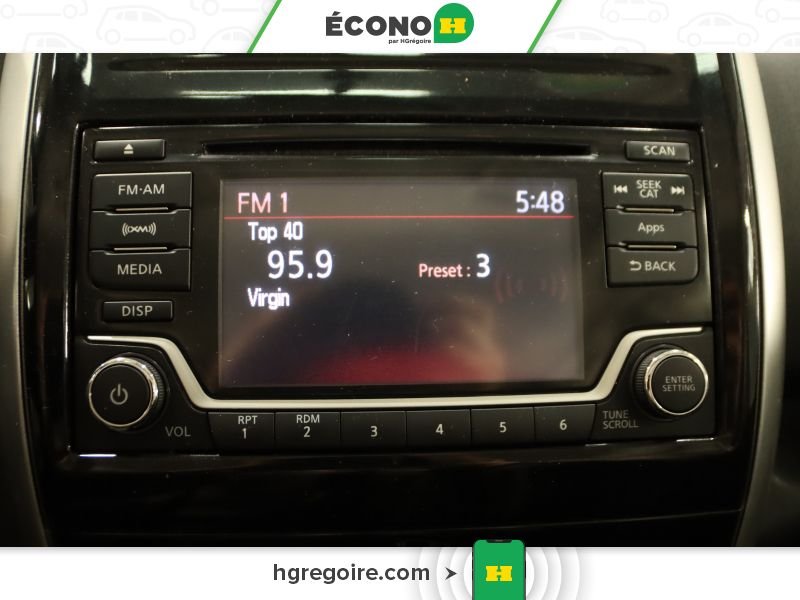 2016 Nissan Versa Note Red Laval - photo #16