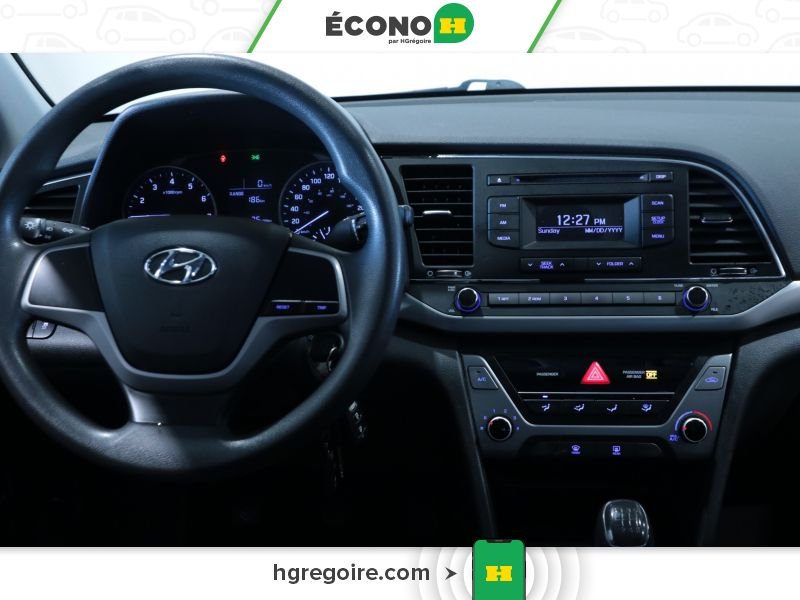 Hyundai Elantra 2017 Argent Laval - photo #12