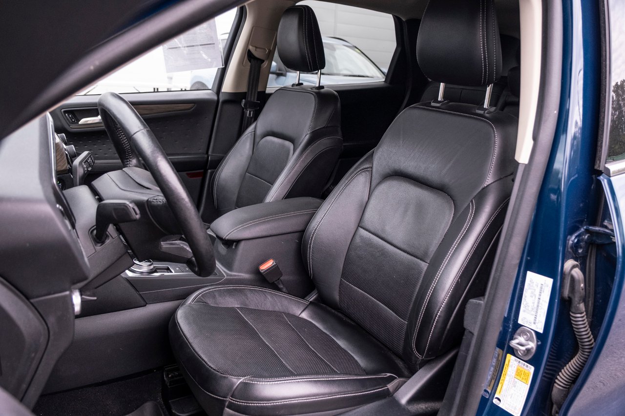 2020 Ford Escape Green Gatineau - photo #8