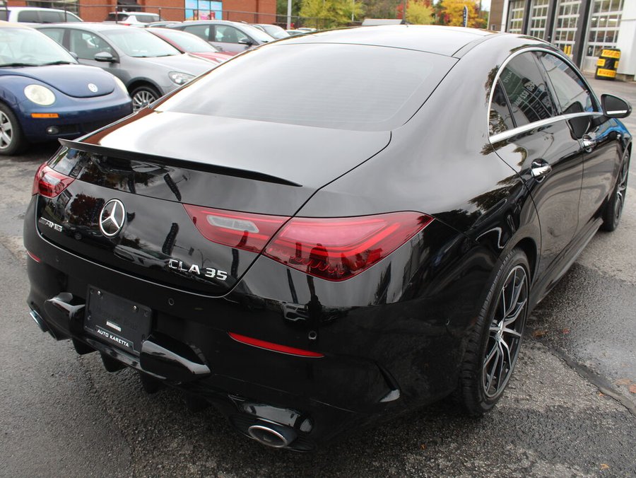 Mercedes-Benz CLA 35 CLA35 Amg sport Night Pack awd panoramic navi led 2025 Noir