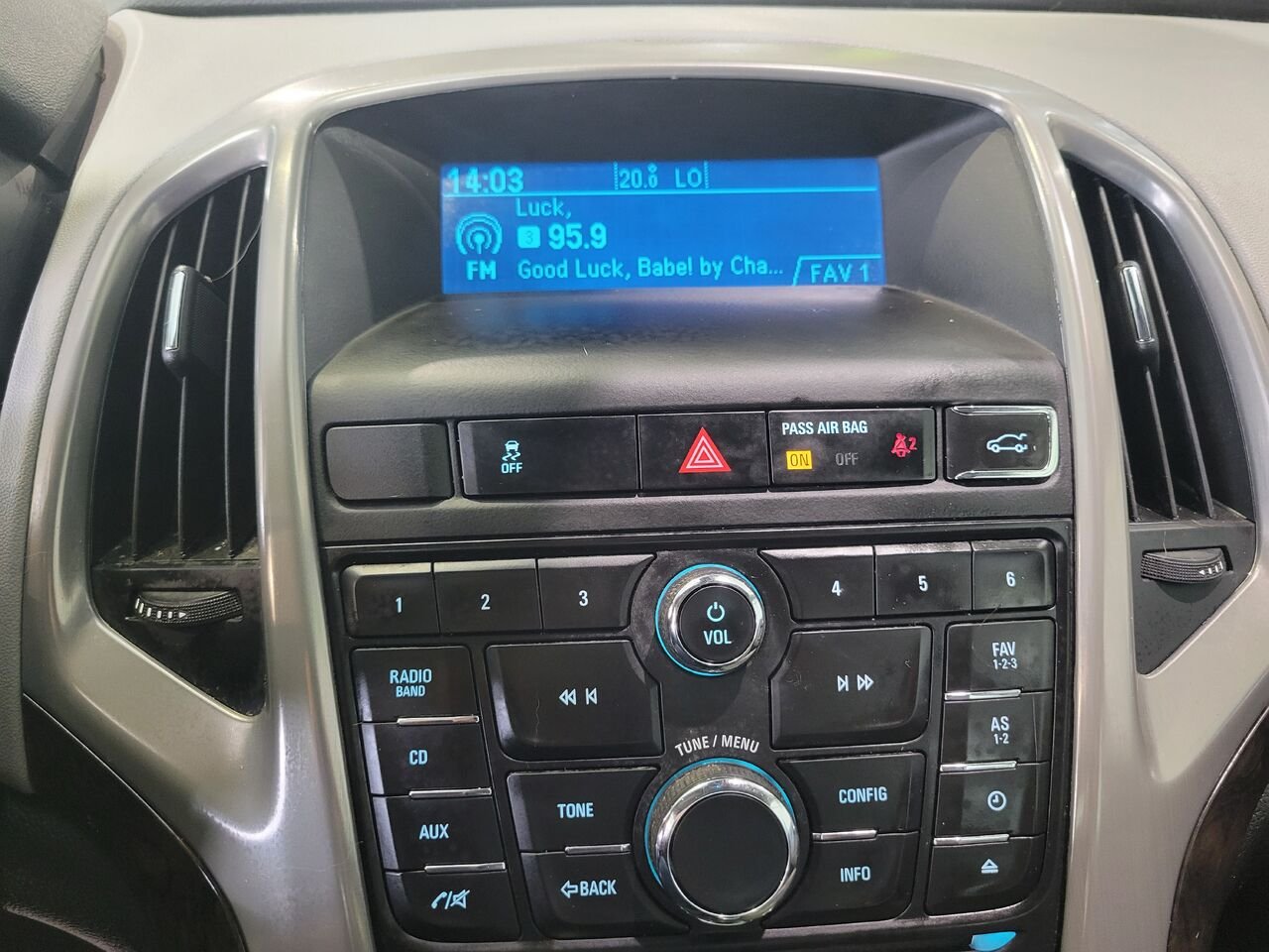 2016 Buick Verano Grey  - photo #17