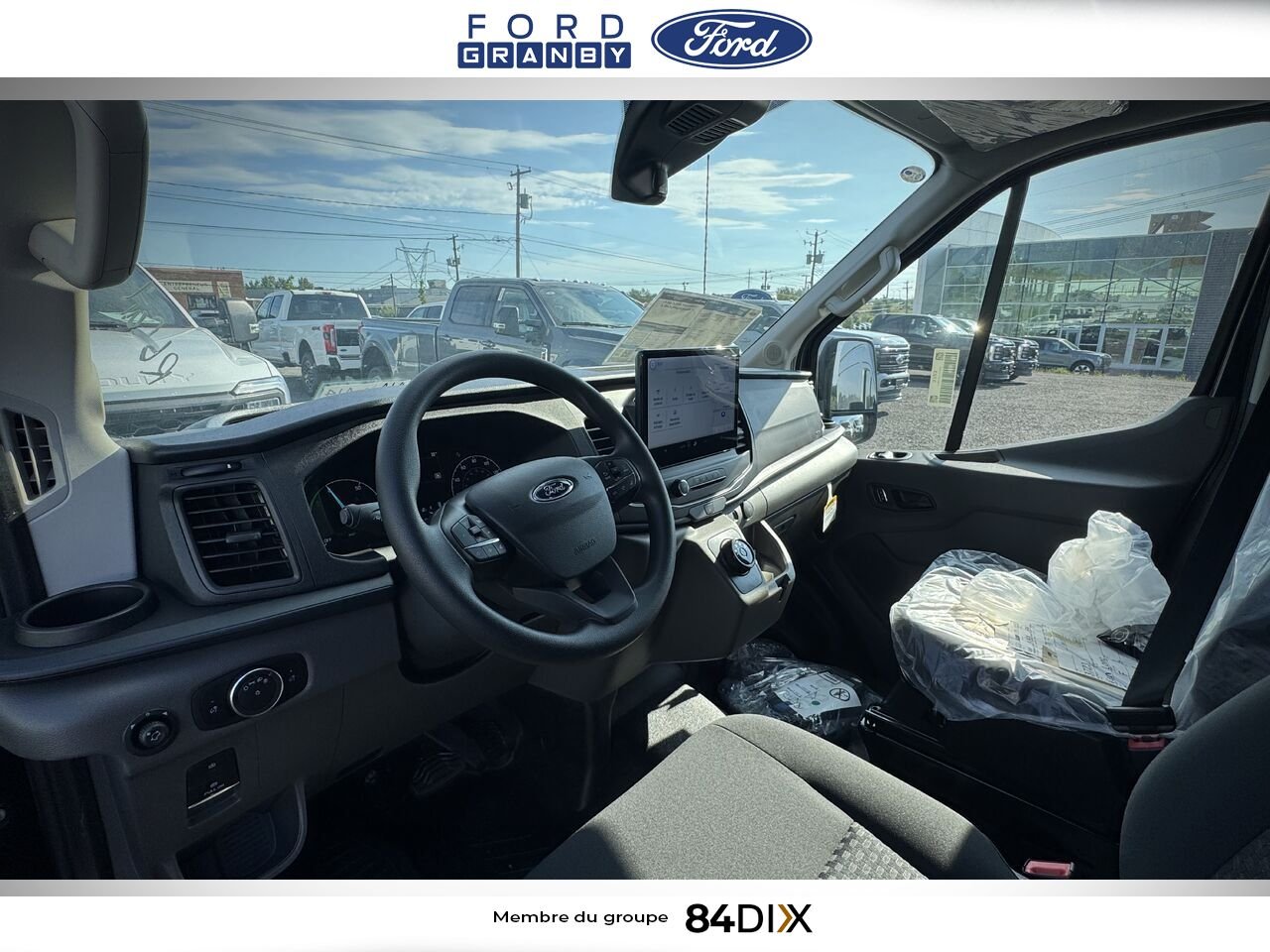 Ford E-TRANSIT FOURGONNETTE UTILITAIRE 2025 Noir Granby - photo #6