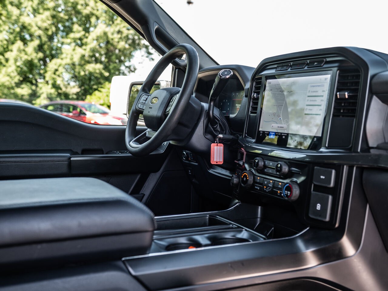Ford F-150 2024 Gris Sainte-Julienne - photo #26