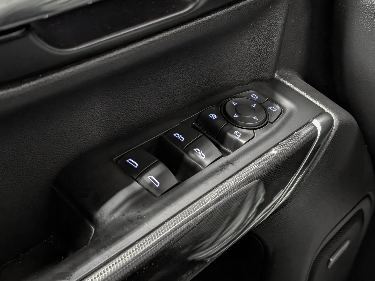 GMC SIERRA 4WD STANDARD BED CREW CAB AT4 Moteur 3.0l Diesel 2022 Blanc Sherbrooke - photo #16