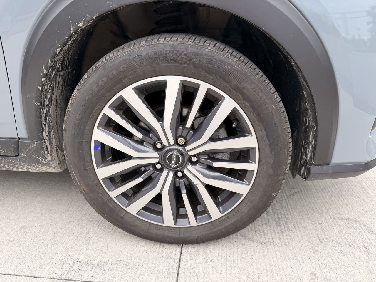 Nissan Kicks SV 2024 Gris Châteauguay - photo #4