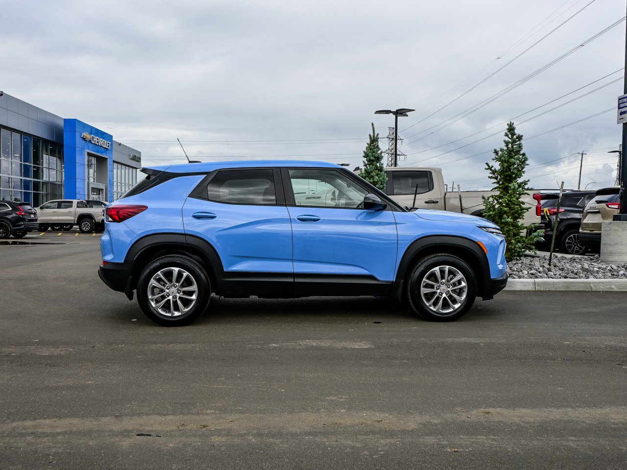 2024 Chevrolet Trailblazer AWD 4dr LS Blue Sherwood Park - photo #11