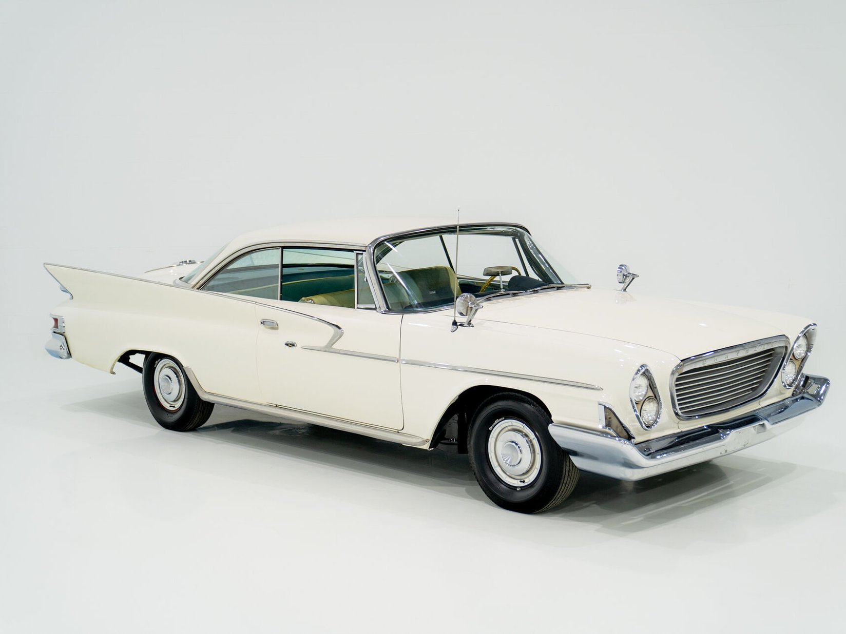 Chrysler Windsor 1961 Blanc Montréal - photo #23