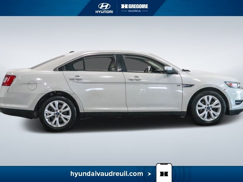 2012 Ford Taurus Saint-Eustache - photo #12